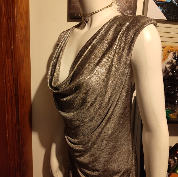 1x Beautiful Silver Scoop Neck Holiday Dress - Picture 2 of 7